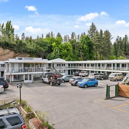 The Villager Inn Princeton Motel ภายนอก รูปภาพ