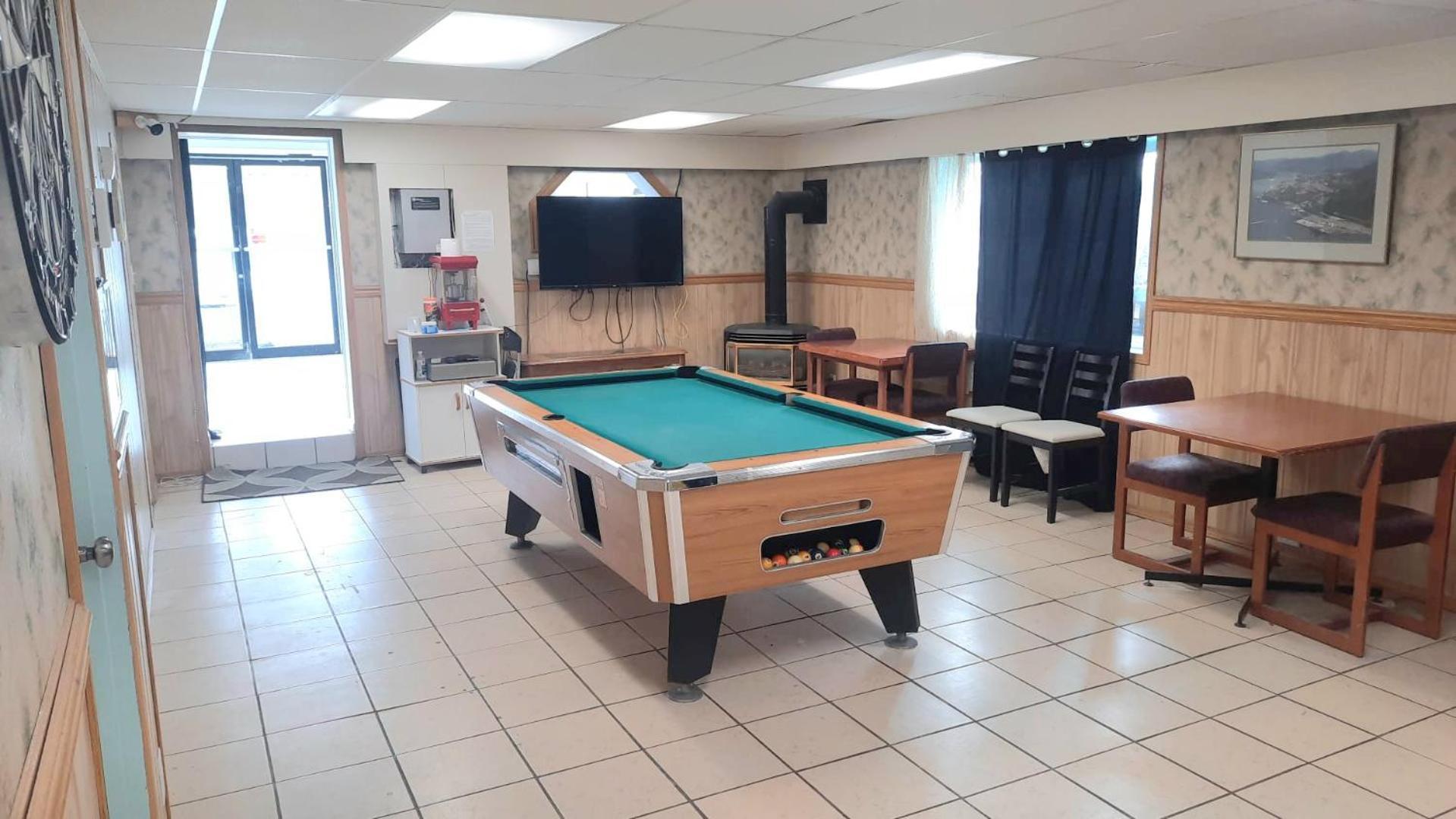 The Villager Inn Princeton Motel ภายนอก รูปภาพ