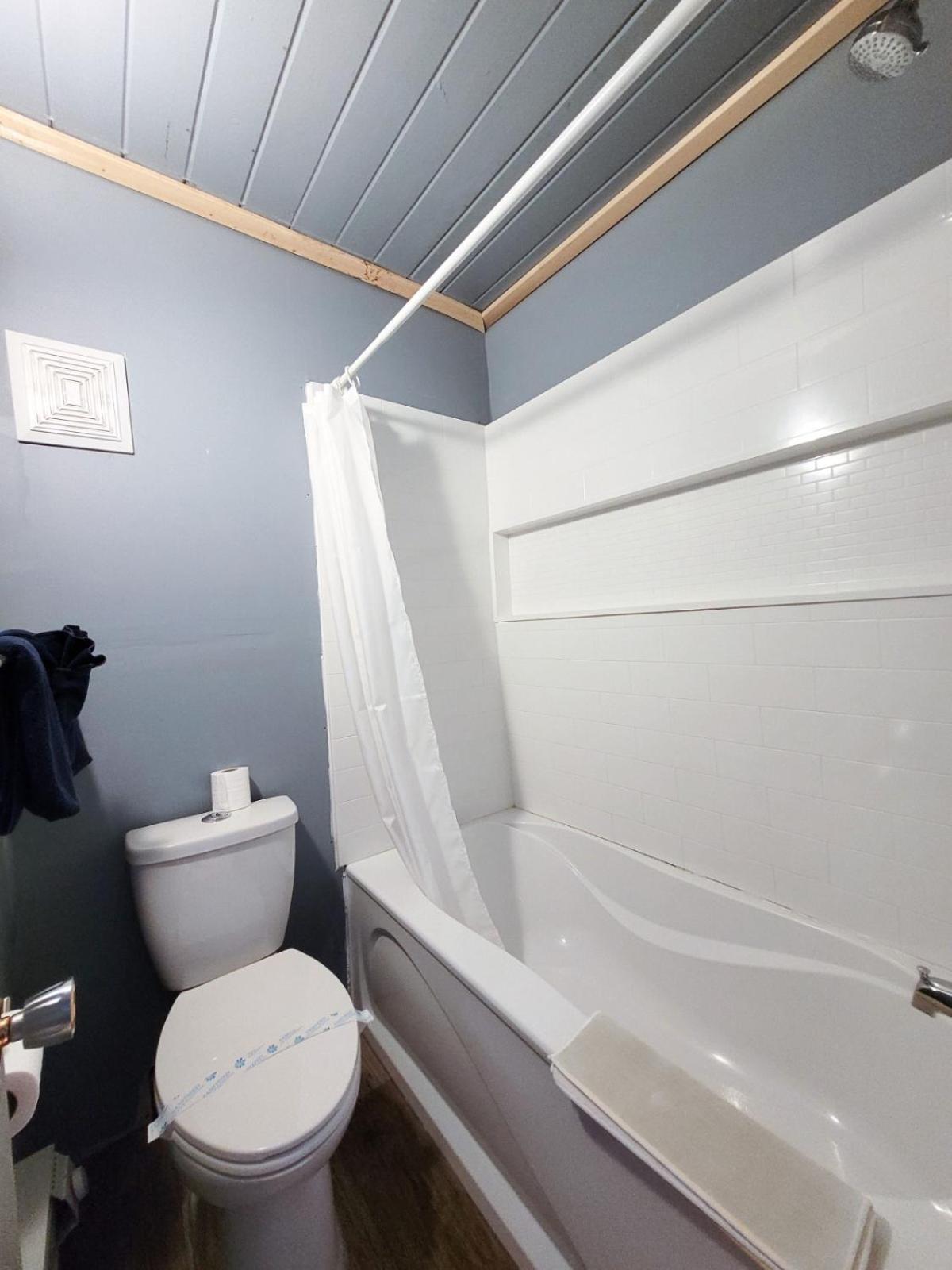 The Villager Inn Princeton Motel ภายนอก รูปภาพ