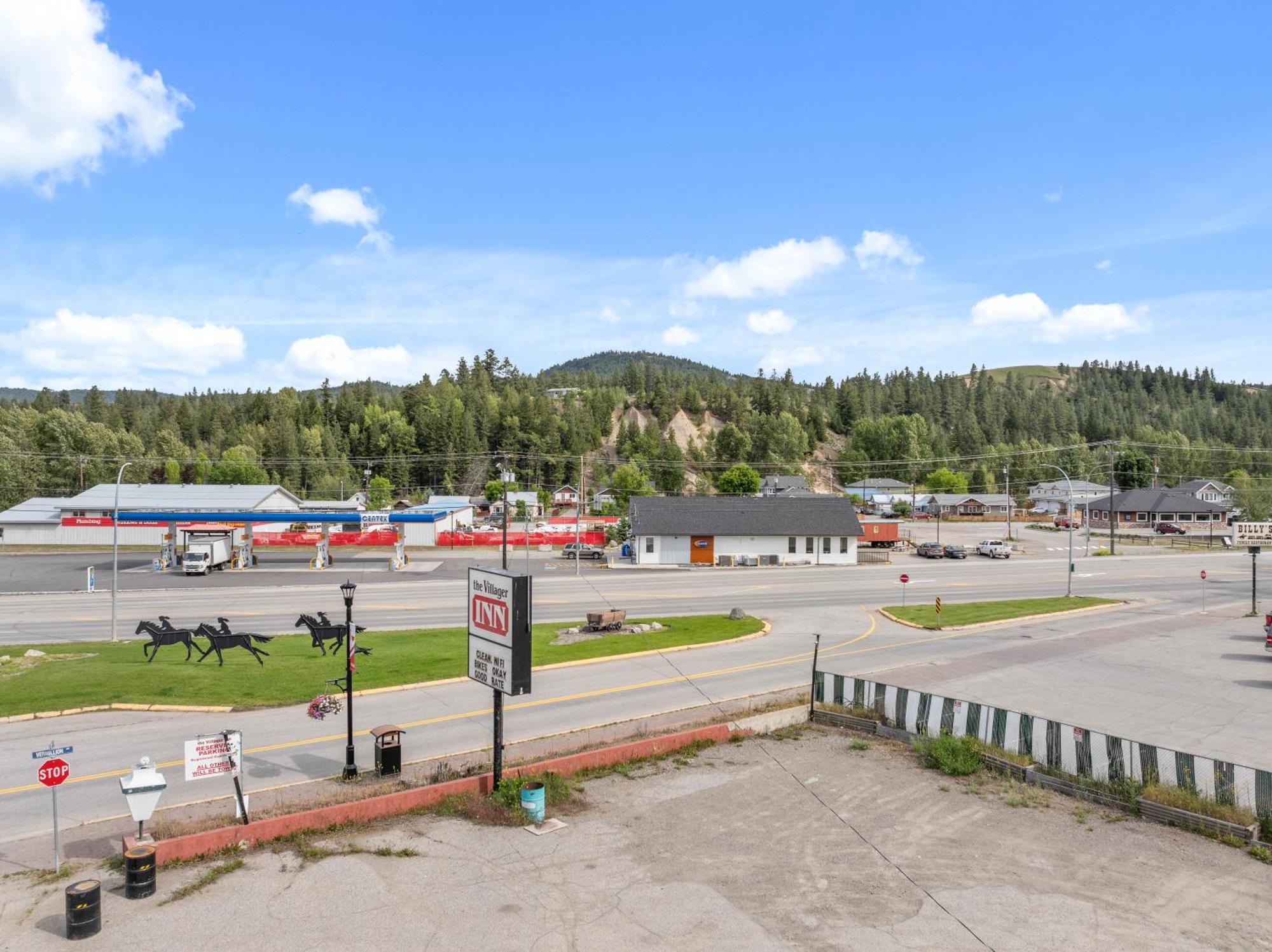 The Villager Inn Princeton Motel ภายนอก รูปภาพ