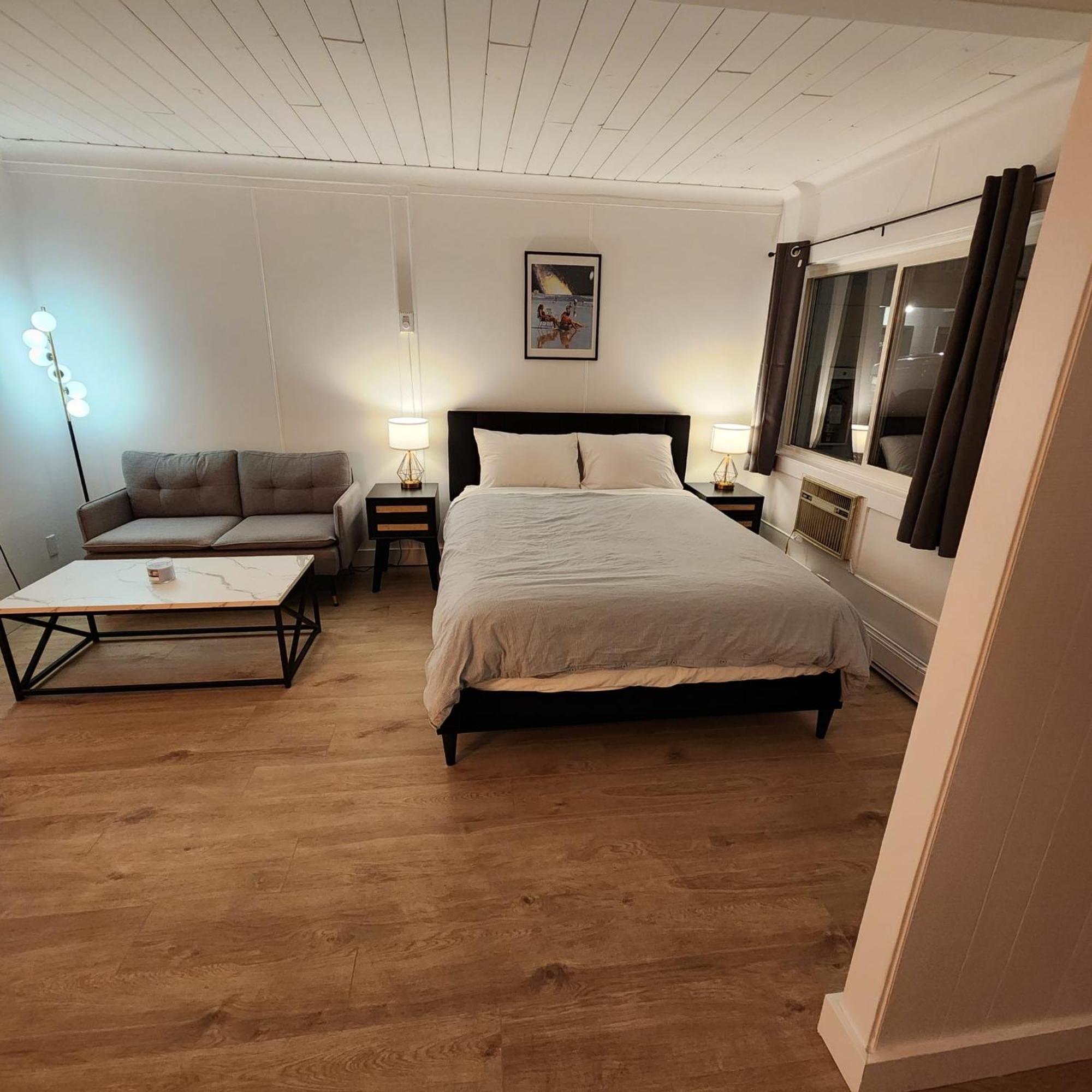 The Villager Inn Princeton Motel ภายนอก รูปภาพ