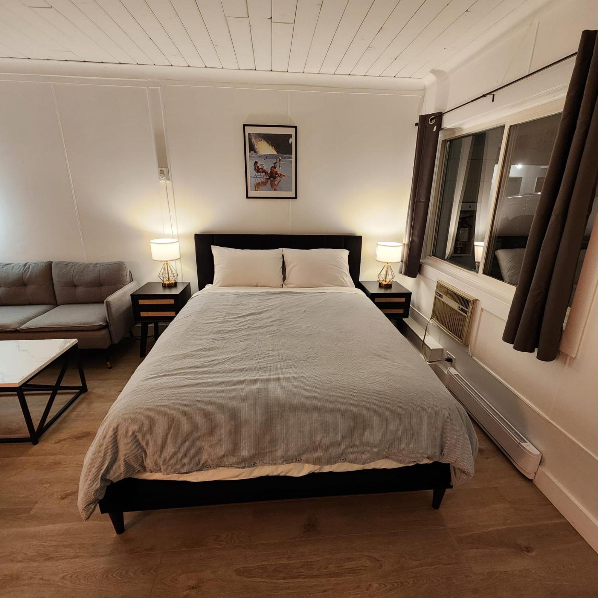 The Villager Inn Princeton Motel ภายนอก รูปภาพ